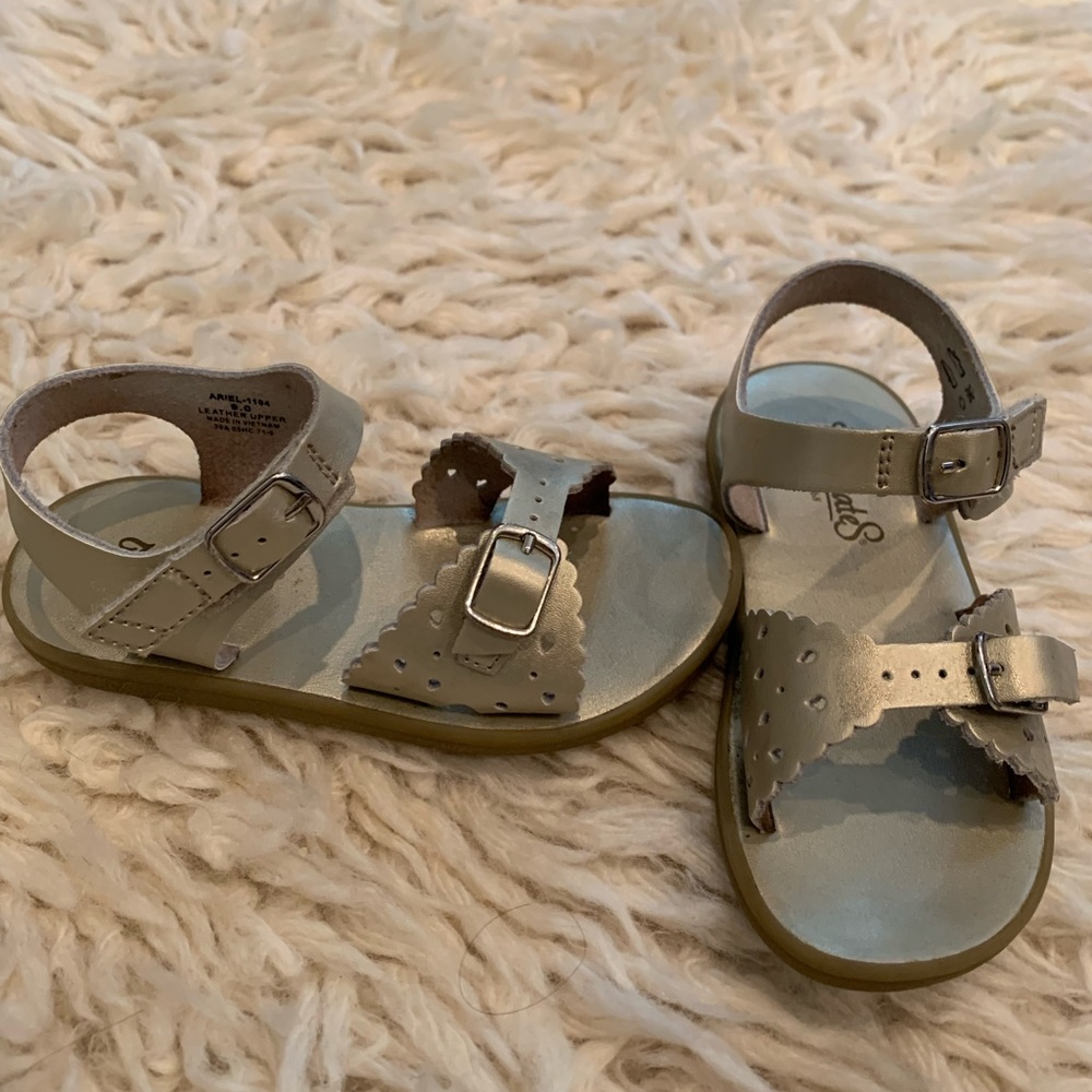 Footmates gold leather sandals, toddler size 9